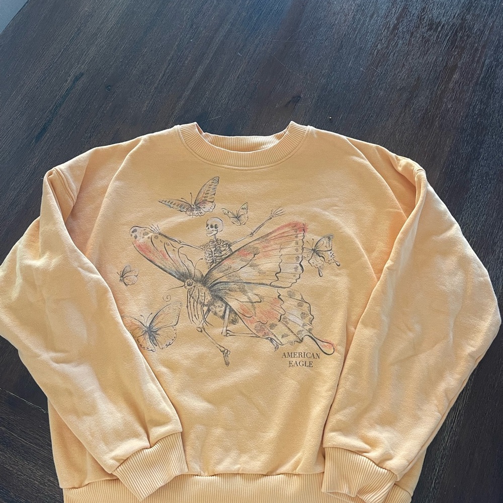 American Eagle Outfitters Yellow Graphic Sweatshirt